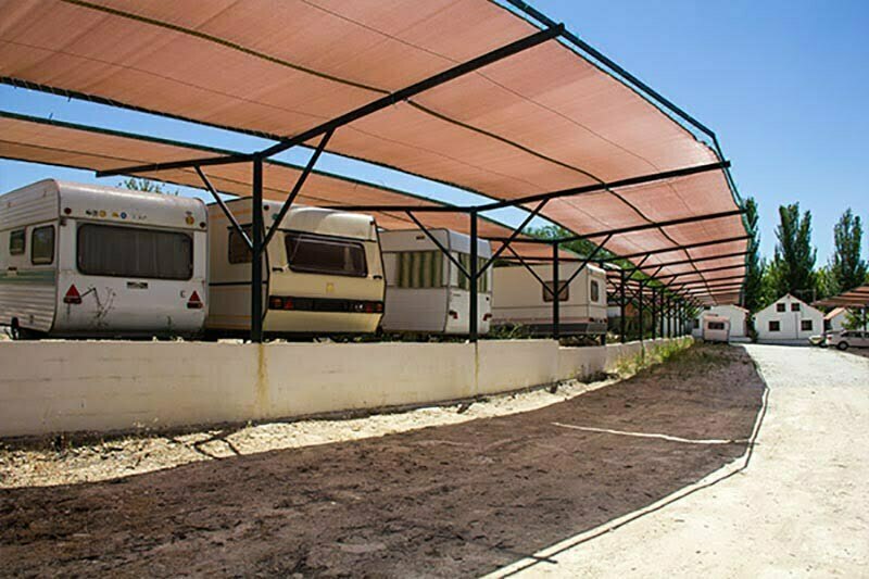 Parking caravanas El temple (La Malahá - Granada). Parkings